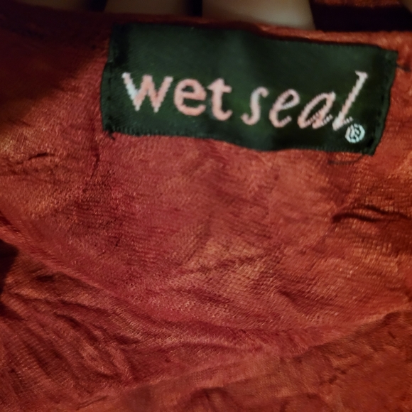 Wet Seal Red Off-The-Shoulder Top Women's Medium M Ruffled Lace Sinched Waisted - Picture 3 of 7